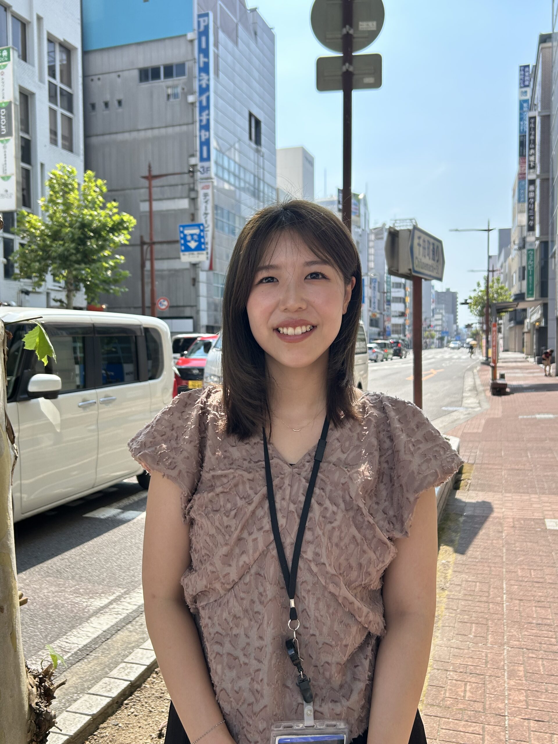 HITOMI